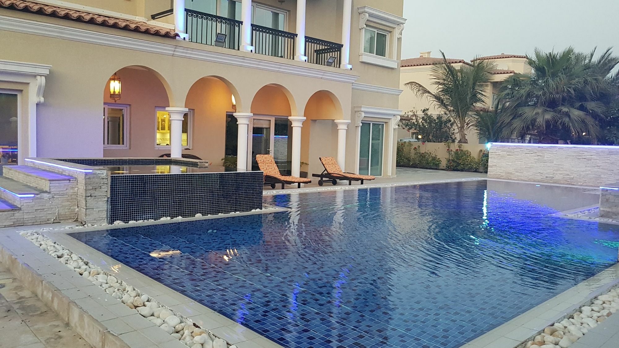 Luxury 750M2 Resort - The Blue Villa Дубай Екстериор снимка